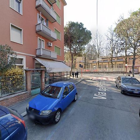 Spacious Three-Room Apartment In Saragozza Bolonia Exterior foto